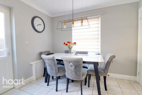King Edward Road, Chatteris 3 bed detached house for sale