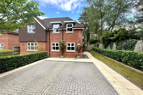 Woolsbridge Road, Ashley Heath... 3 bed semi