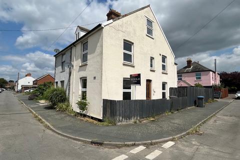 Kingsbury Road, Felixstowe IP11 3 bed semi