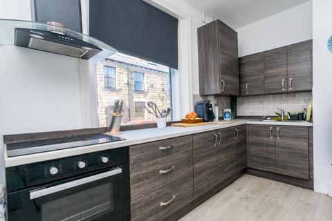 Low Street, Tingley, Wakefield 2 bed terraced house for sale