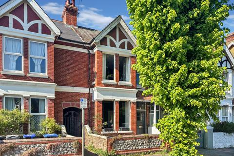 Warwick Gardens, Worthing, BN11 1PF 3 bed terraced house for sale