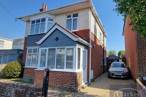 Great Family Home, Marks Road... 3 bed detached house for sale
