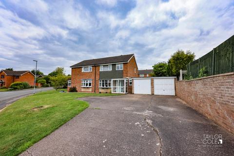 Perrycrofts Crescent, Perrycrofts 3 bed semi