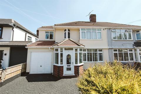 Gladstone Avenue, Liverpool... 4 bed semi