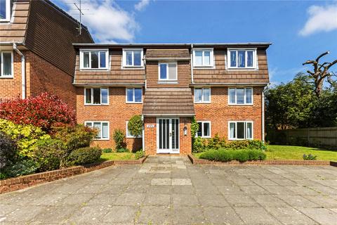 Douglas Road, Harpenden... 2 bed apartment for sale