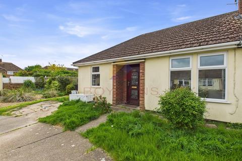 2 bedroom semi-detached bungalow for sale