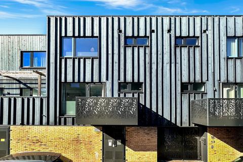 Hartree Lane, Trumpington, Cambridge 2 bed apartment for sale