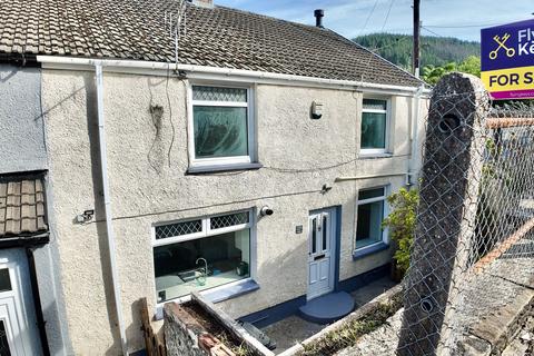 Hafod Fan Terrace, Six Bells, NP13 3 bed semi