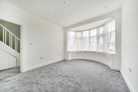 Wakemans Hill Avenue, London NW9 5 bed terraced house for sale