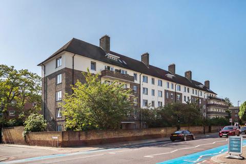 York Road, Battersea, London, SW11 3QT Studio for sale