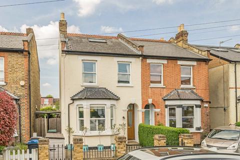 4 bedroom semi-detached house for sale
