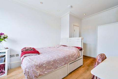 Upper Montagu Street, Marylebone... 1 bed flat for sale