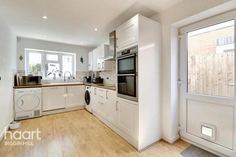Victoria Gardens, Biggin Hill 4 bed detached house for sale