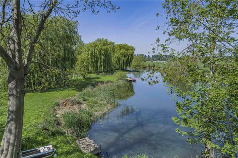 High Street, Long Wittenham... 4 bed semi