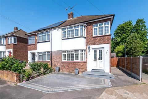 Swain Close, Rochester, Kent, ME2 3 bed semi