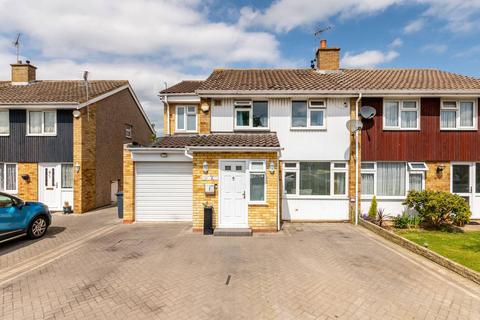 Seacourt Road, Langley, Slough, SL3 4 bed semi