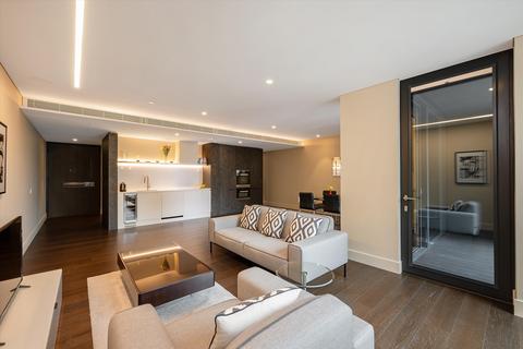 Rathbone Place, London, W1T 2 bed flat for sale