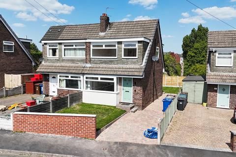 Monmouth Crescent, Wigan, WN4 9JD 3 bed semi