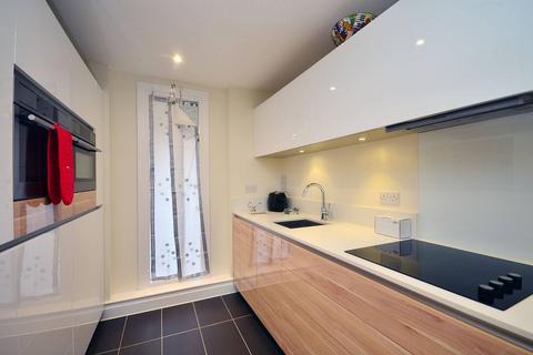Devizes Street, Hoxton, London, N1 1 bed flat for sale