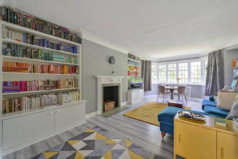 Portsmouth Road, Putney Heath... 2 bed flat for sale