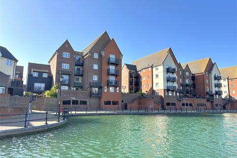 Madeira Way, Eastbourne, East Sussex 2 bed apartment for sale