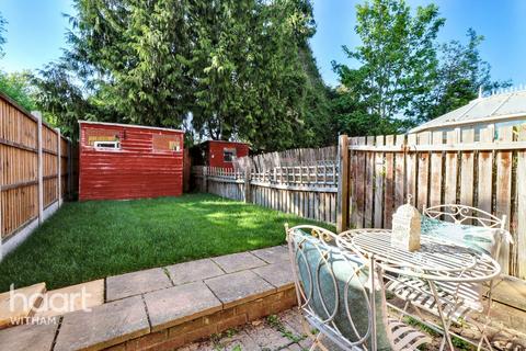 Epping Way, Witham 1 bed end of terrace house for sale