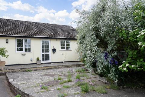 2 bedroom terraced bungalow for sale