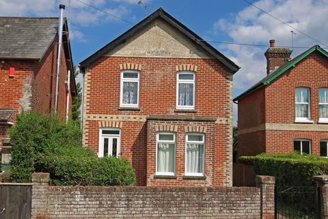 Whitsbury Road, Fordingbridge SP6 3 bed house for sale