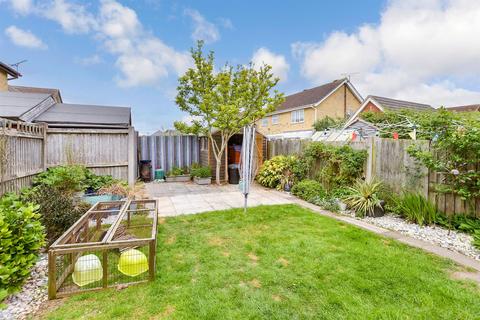 Wordsworth Gardens, Canterbury CT3 4 bed semi