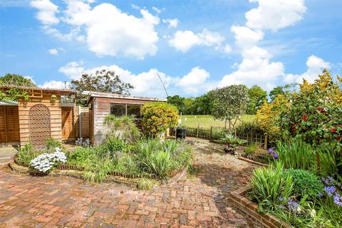 Brookside, Dorking RH5 3 bed semi