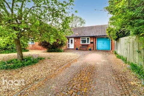 High Street, Lolworth 3 bed bungalow for sale