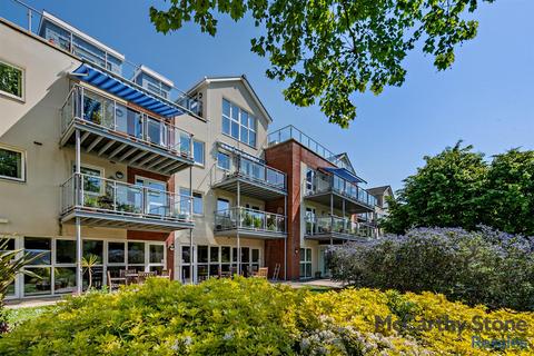 Ellisfields Court, Mount Street, Taunton 1 bed apartment for sale