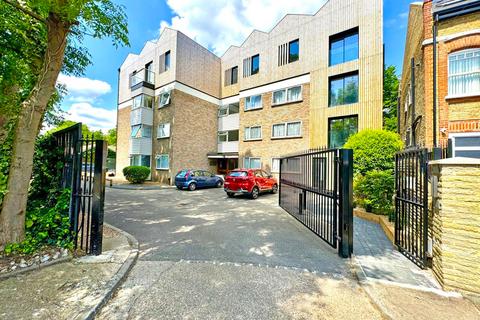 Greenway Court,  Ilford, IG1 2 bed apartment for sale