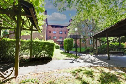 CAMPION CLOSE, CROYDON CR0 2 bed apartment for sale
