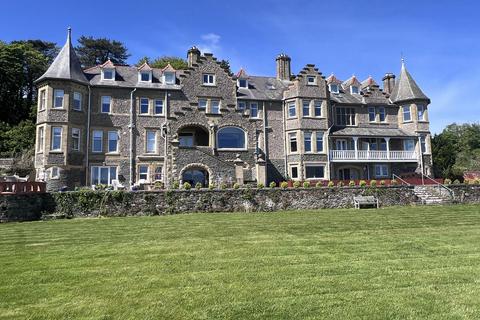 Glyngarth, Menai Bridge, Anglesey, LL59 2 bed apartment for sale