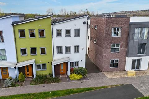 Teemers Drive, Gateshead, Tyne and... 4 bed townhouse for sale