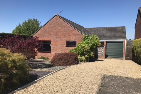 Gwyn Crescent, Fakenham NR21 2 bed detached bungalow for sale