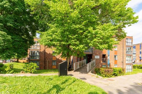 Copley Close, Hanwell 2 bed apartment for sale