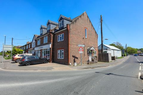 Valebridge Road, Burgess Hill, RH15 3 bed end of terrace house for sale