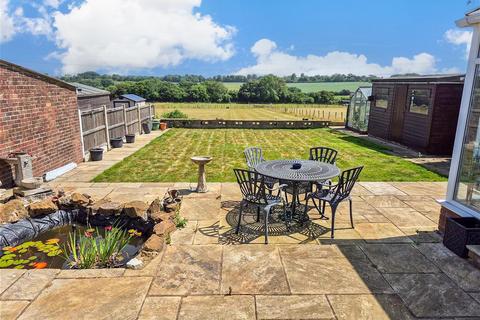 Mill Fields, Dover CT15 3 bed detached bungalow for sale