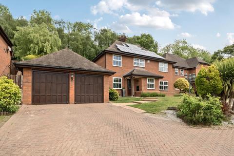 Chesterton Close, Redditch B97 6 bed detached house for sale