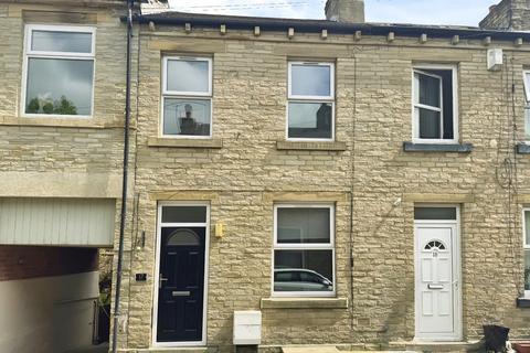 Claremont Street, Cleckheaton, BD19 2 bed terraced house for sale
