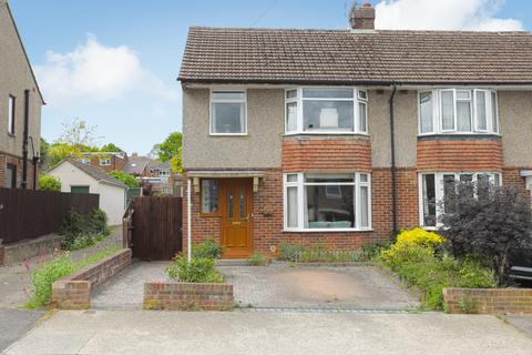 Hillside Avenue, Canterbury, CT2 3 bed semi