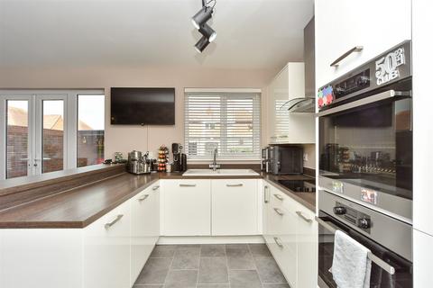 Bramling Way, Rainham, Gillingham, Kent 3 bed detached house for sale