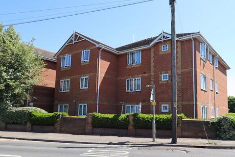 Benfleet Road, Benfleet, SS7 2 bed apartment for sale