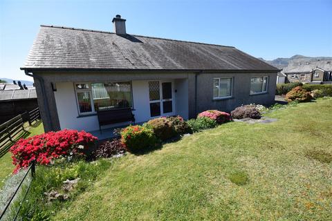 Belle Vue, Llan Ffestiniog 3 bed detached bungalow for sale
