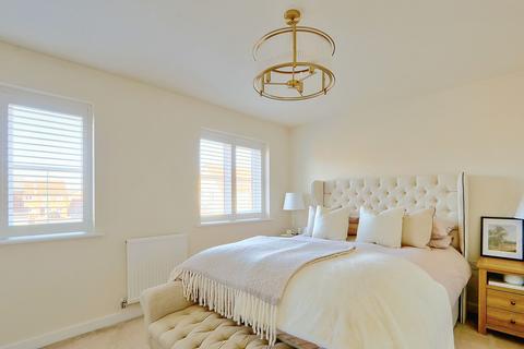 Maplewood Drive, Middlesbrough, TS6 3 bed semi