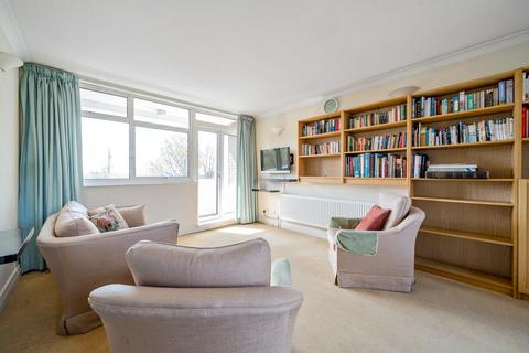 The Knoll, Ealing, London, W13 2 bed flat for sale