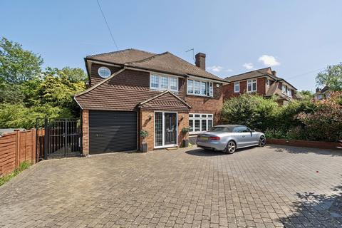 Wilhelmina Avenue, Coulsdon CR5 5 bed detached house for sale