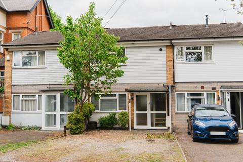 Stoughton Road, Stoneygate, LE2 3 bed terraced house for sale